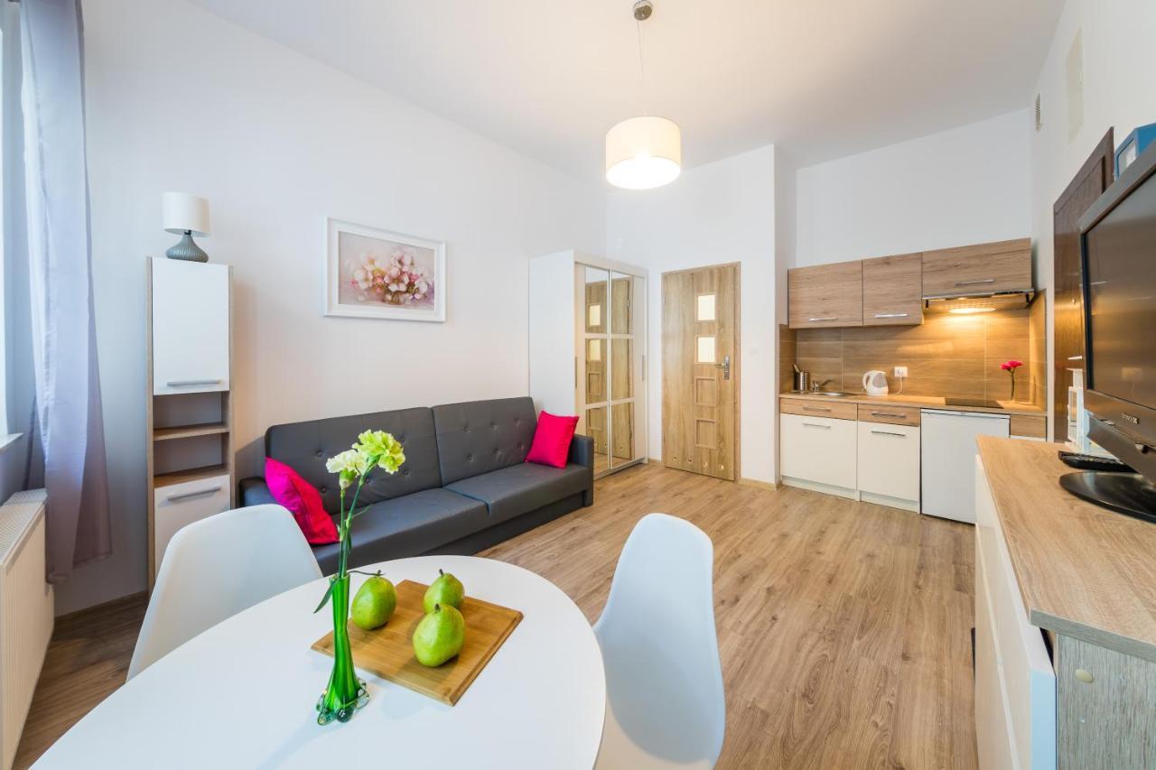 Zelazna Apartment Wawelofts คราคูฟ ภายนอก รูปภาพ