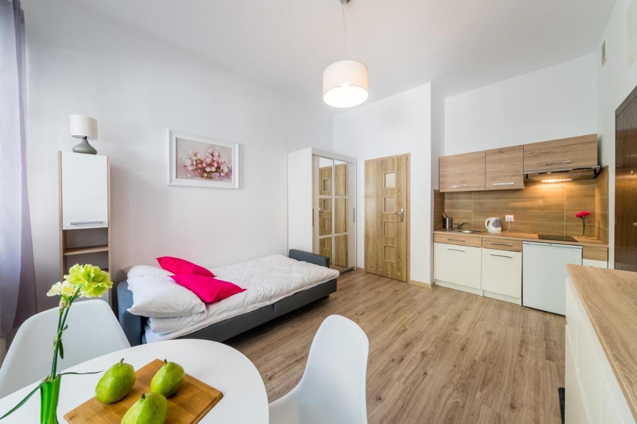 Zelazna Apartment Wawelofts คราคูฟ ภายนอก รูปภาพ