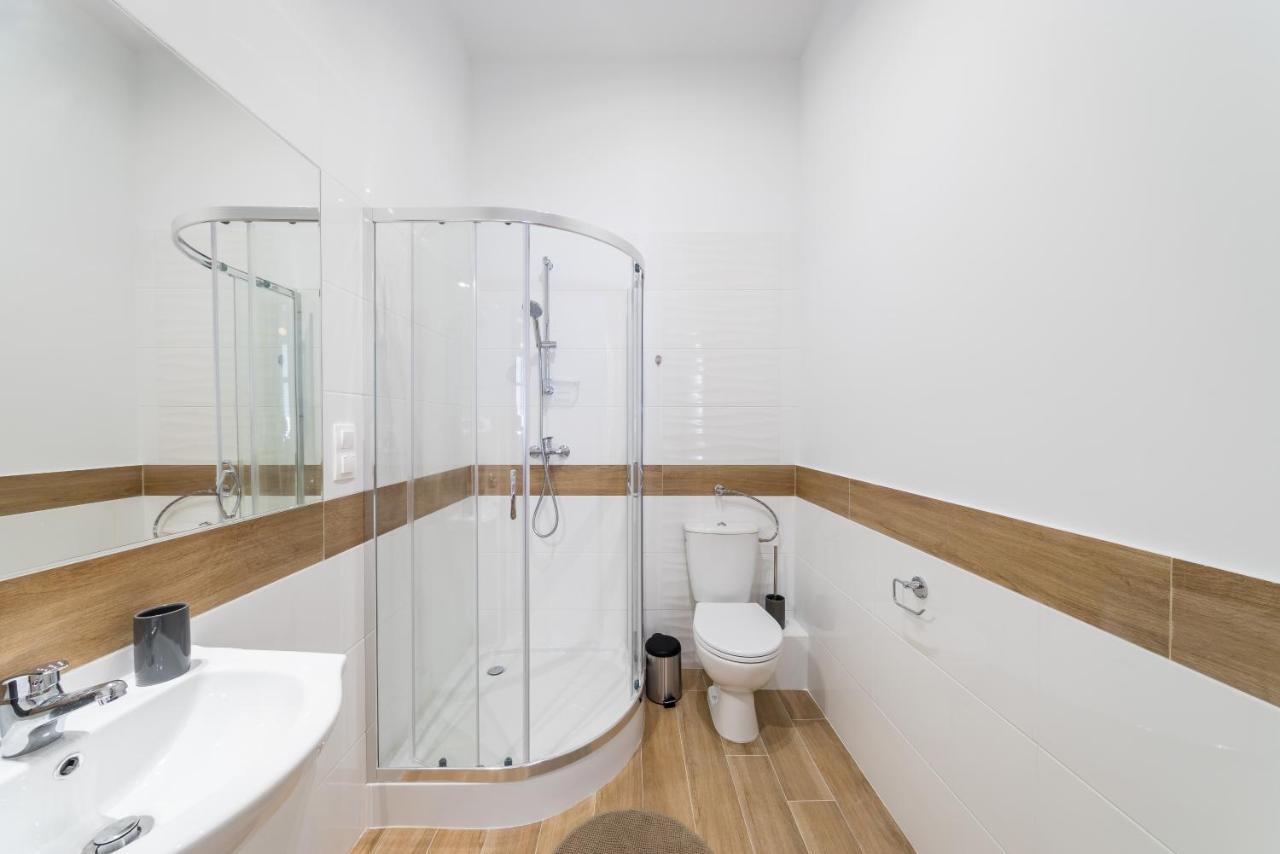 Zelazna Apartment Wawelofts คราคูฟ ภายนอก รูปภาพ